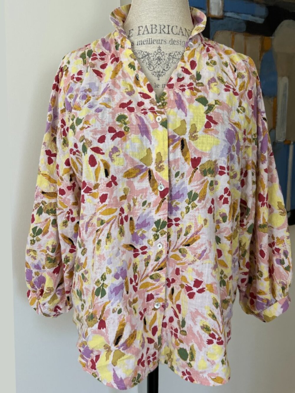 LC Lauren Conrad XL Floral Blouse Textured Cotton Rayon Shell Button Swing Top